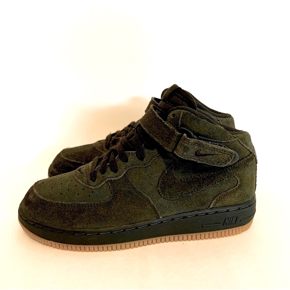 NIKE AIR FORCE 1